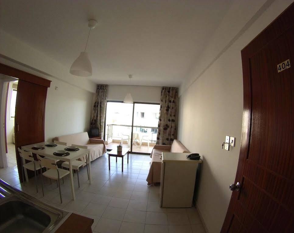 Staycentral Larnaca Ngoại thất bức ảnh